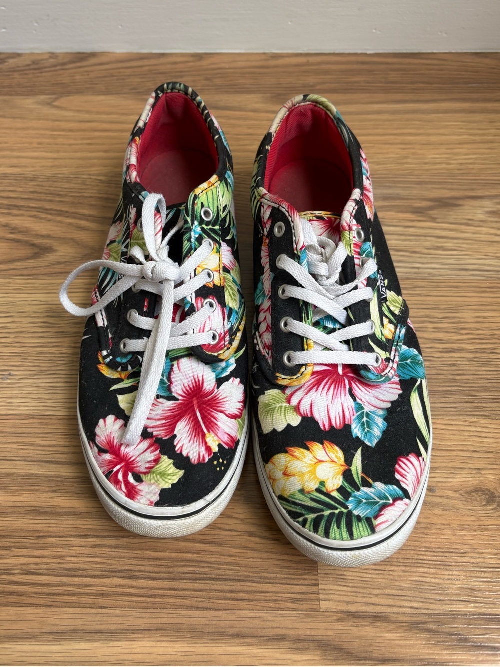 Vans Hawaiian Print Canvas Lace-Up Sneakers - Black/Pink